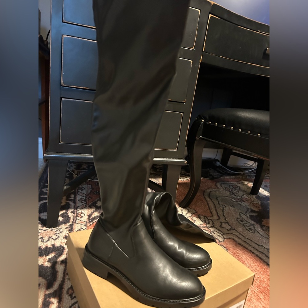 Black Leather Tall Boots with Glossy Finish
